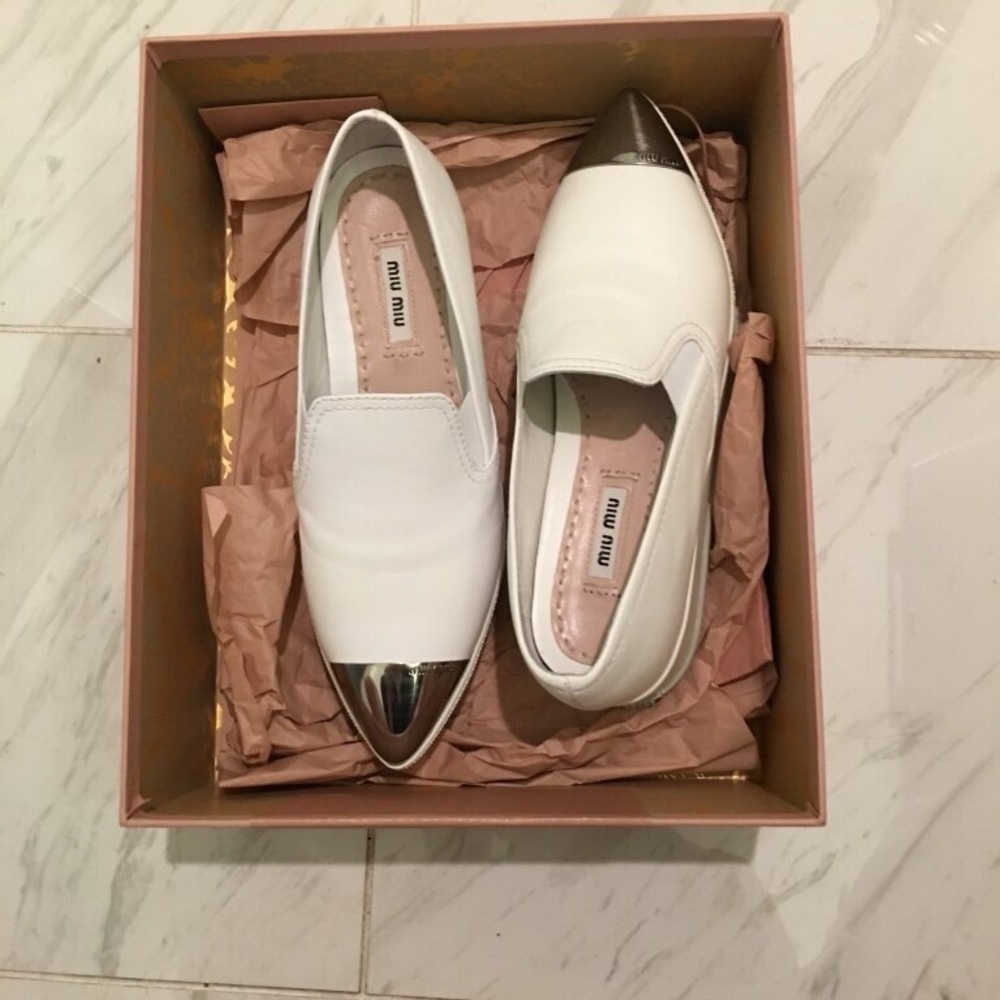 Brand new miu miu sneaker 💯 Authentic-size 37